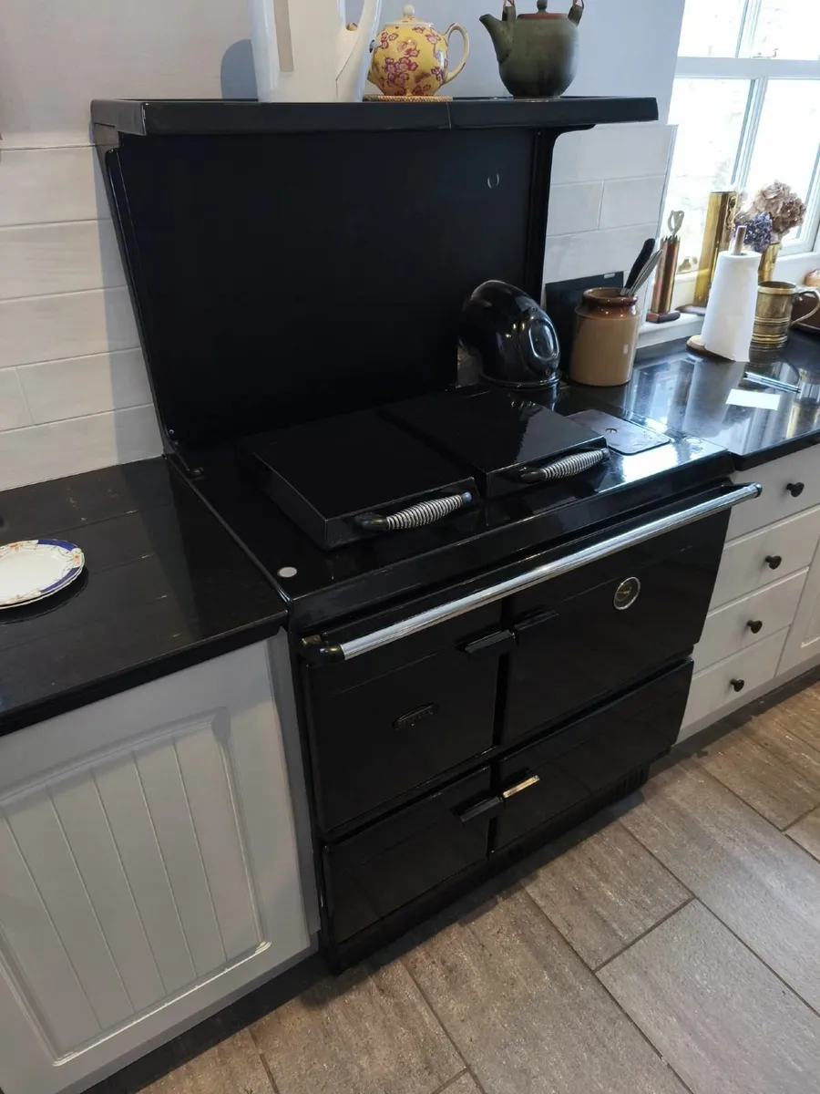 Stanley Twin Series 80K Range and Cooker - Image 1