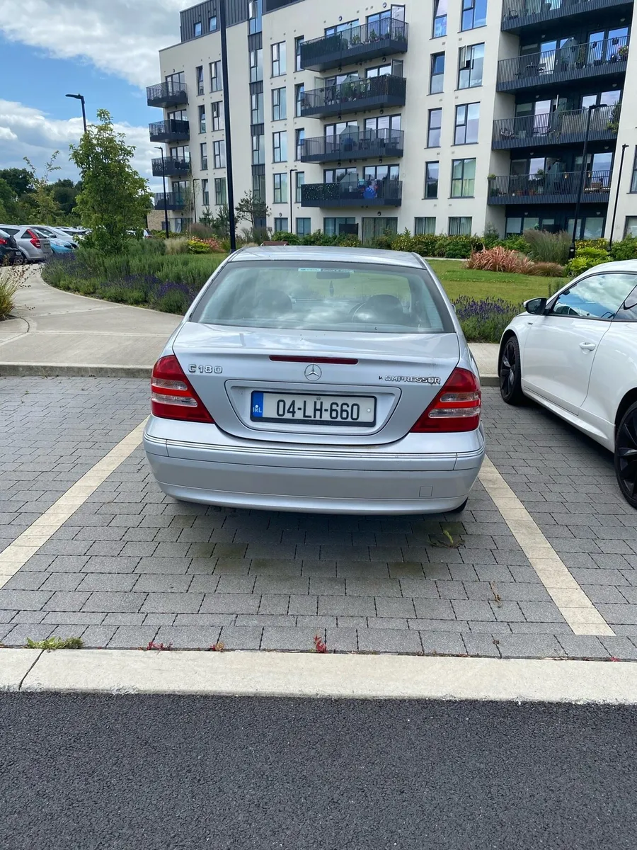 Mercedes Benz C180 - Image 3