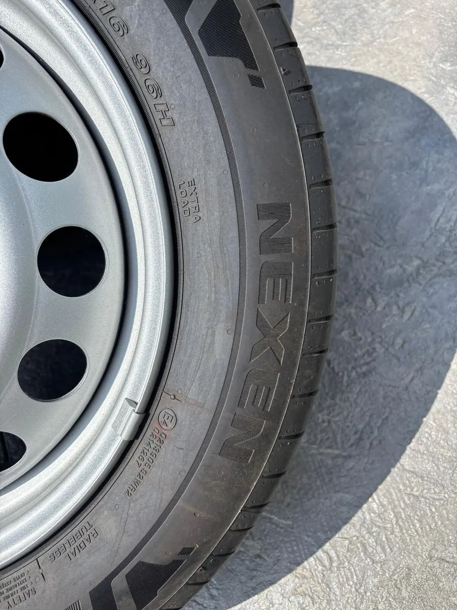 Wheels and tyres - Image 2