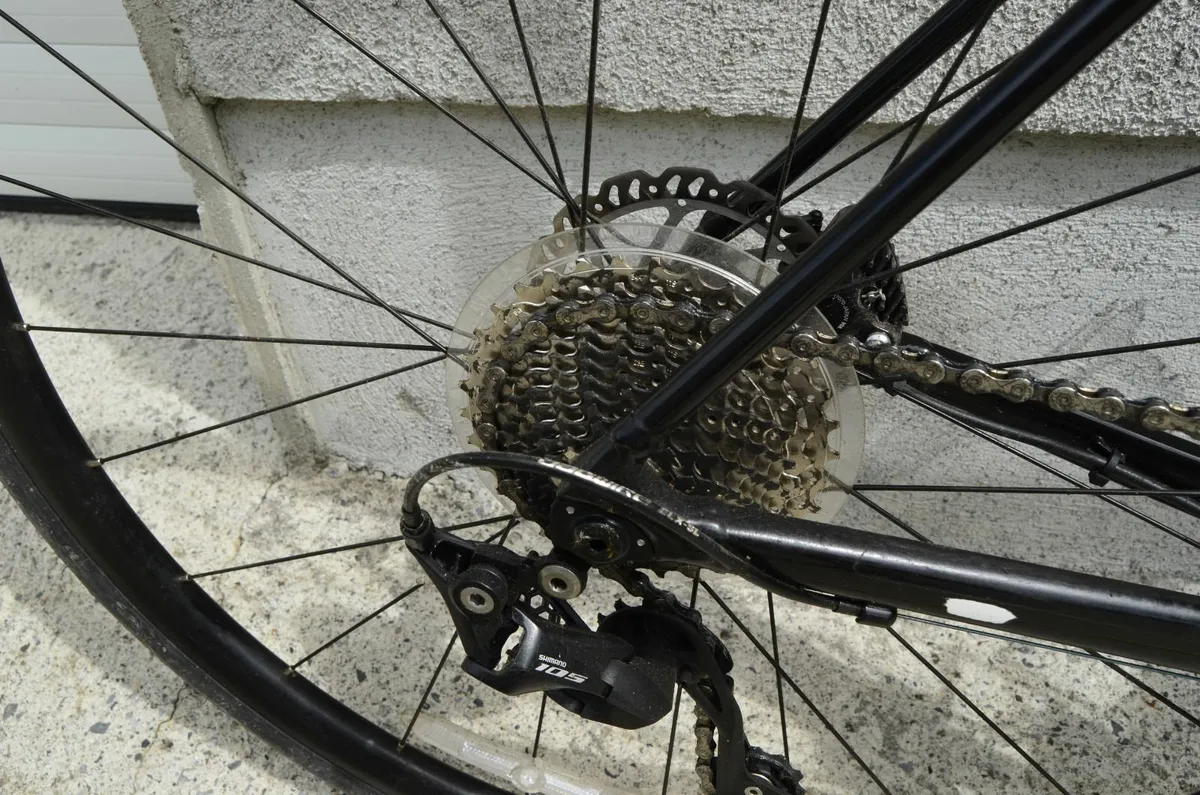 Road bike - Image 2