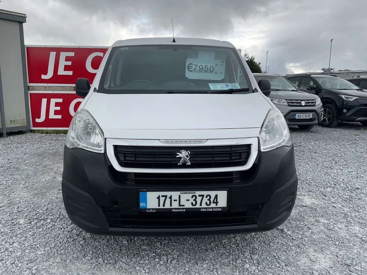 2017 PEUGEOT PARTNER 1.6 HDI 3 SEATER - Image 3