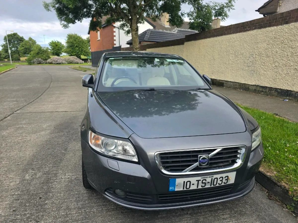 Volvo  S40 - Image 3