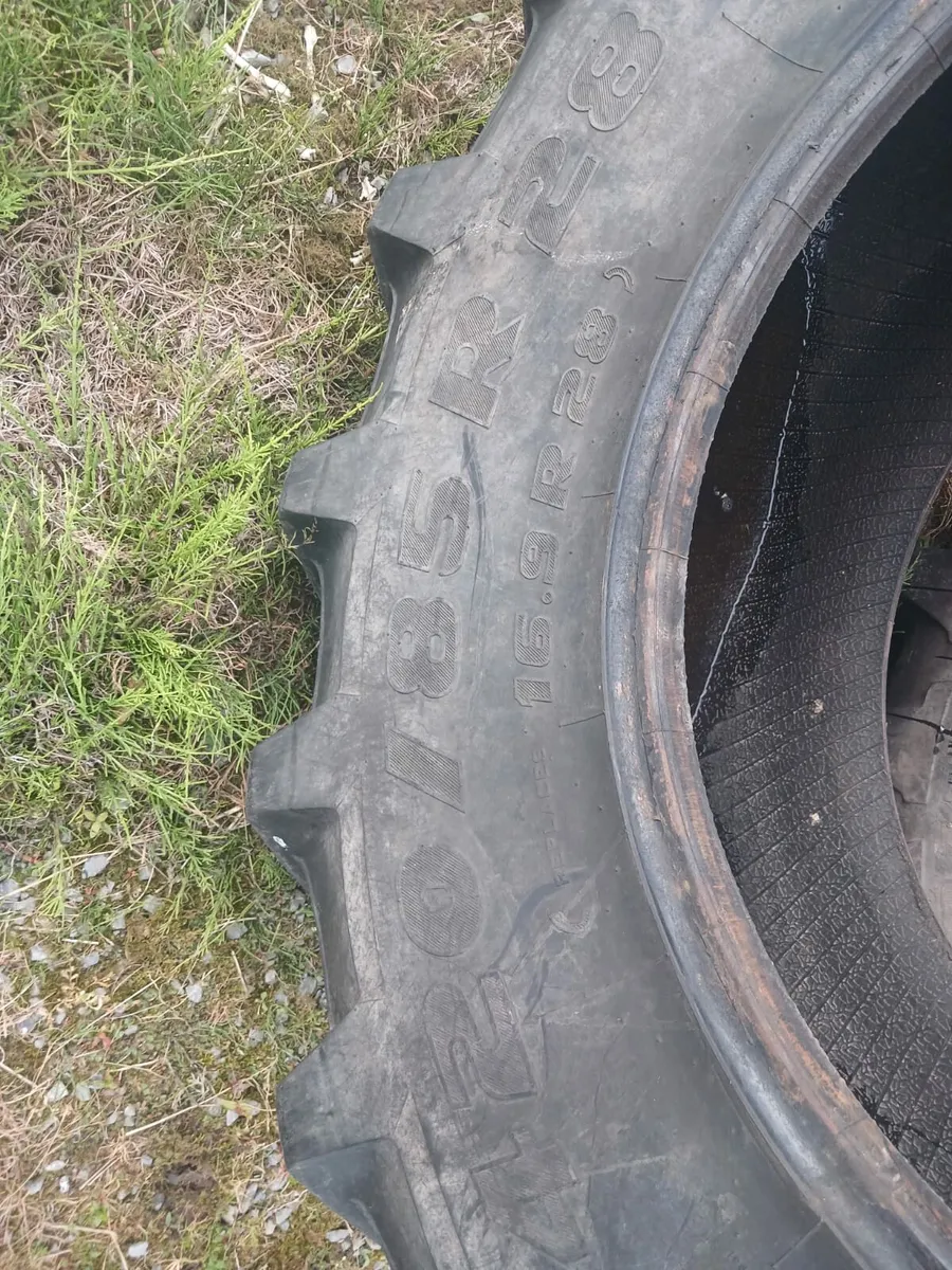 Tractor tyres - Image 2