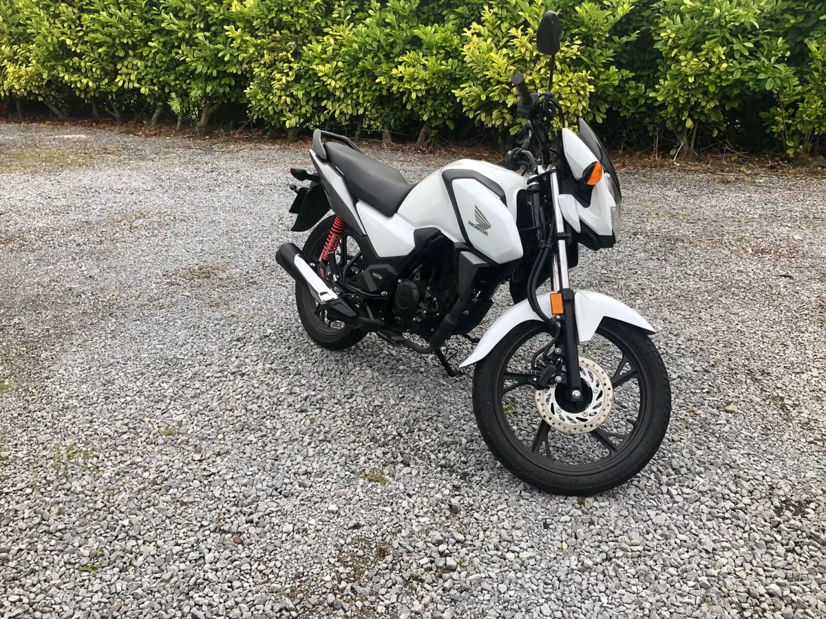 Honda CB125F - Image 1