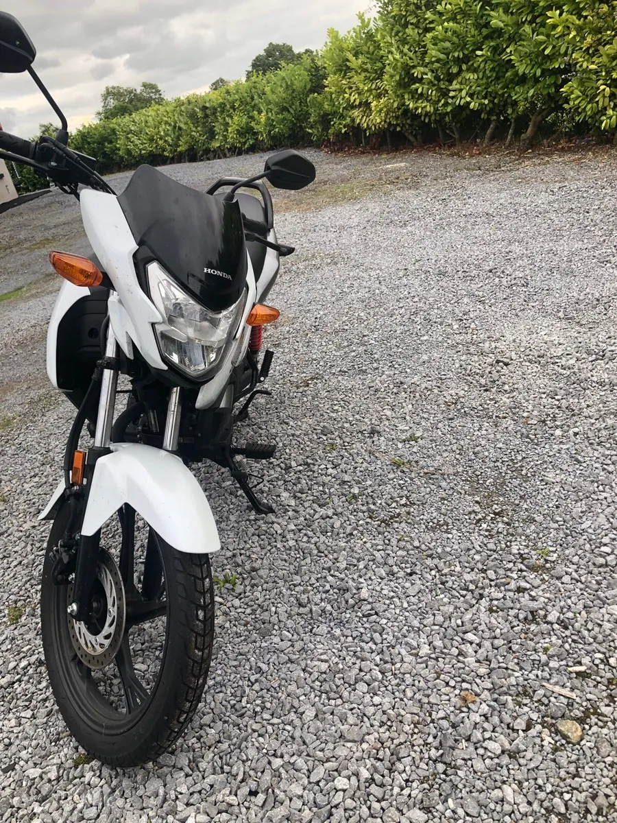 Honda CB125F - Image 2