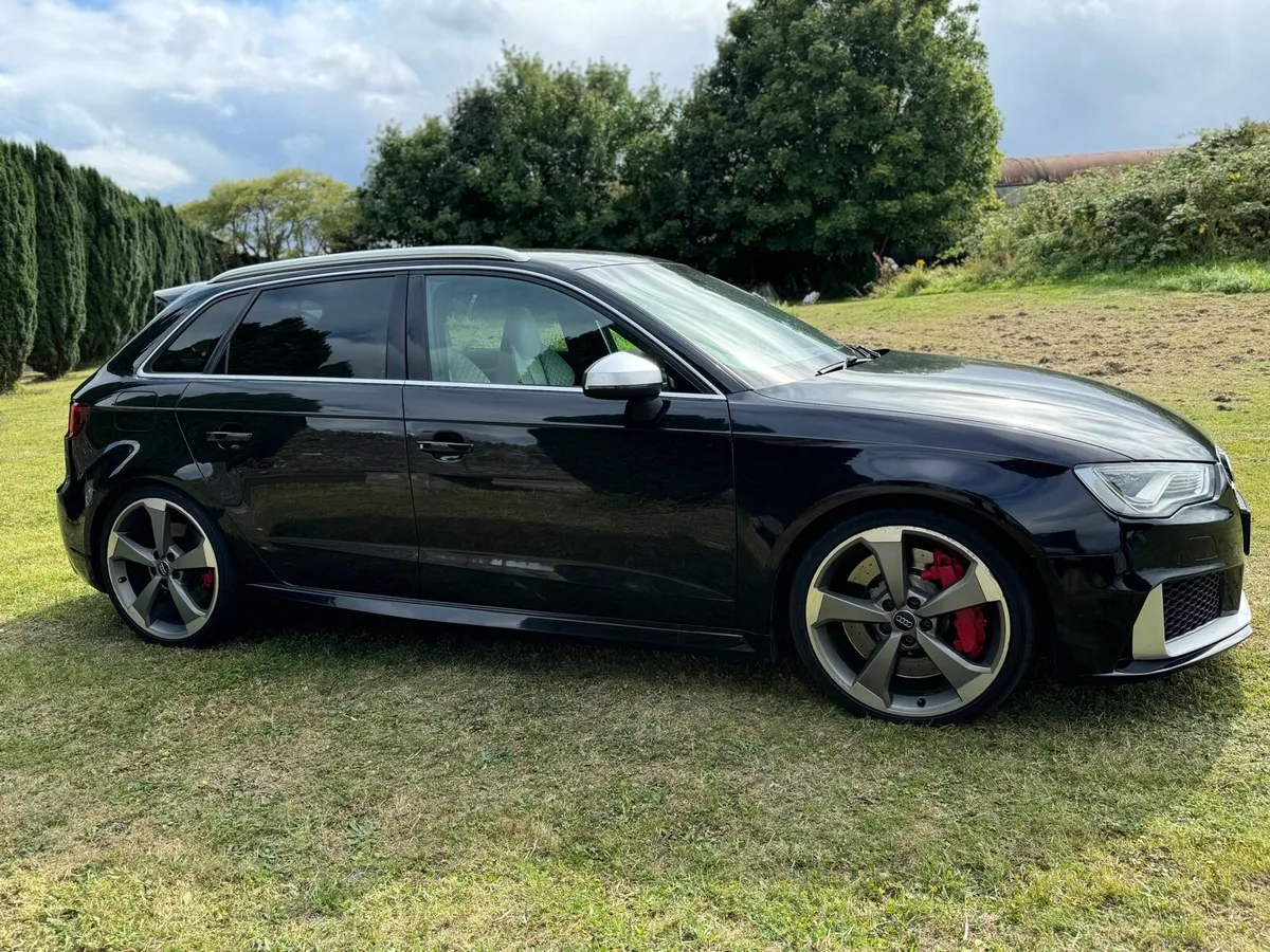 Audi RS3 - Image 4