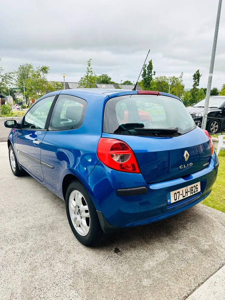 Renault Clio - Image 4