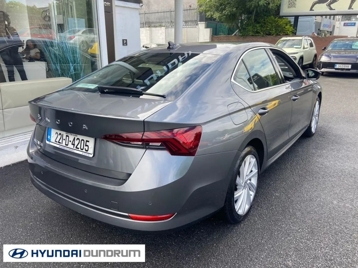 Skoda Octavia Style 2.0tdi 150HP DSG 5DR AUT - Image 3