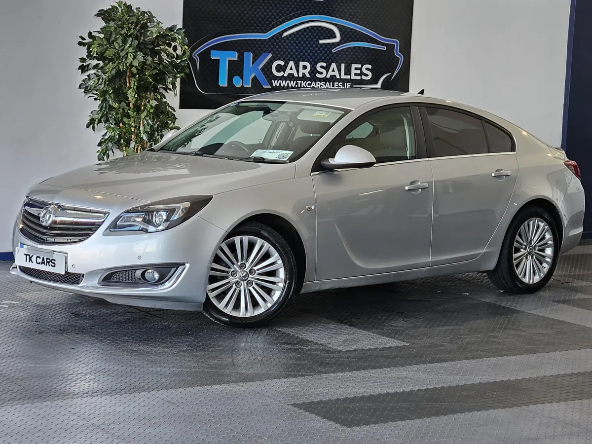17 OPEL INSIGNIA 2.0 DIESEL - Image 1