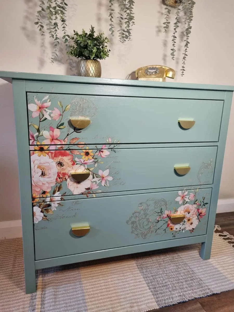 Chest of drawers - Image 3
