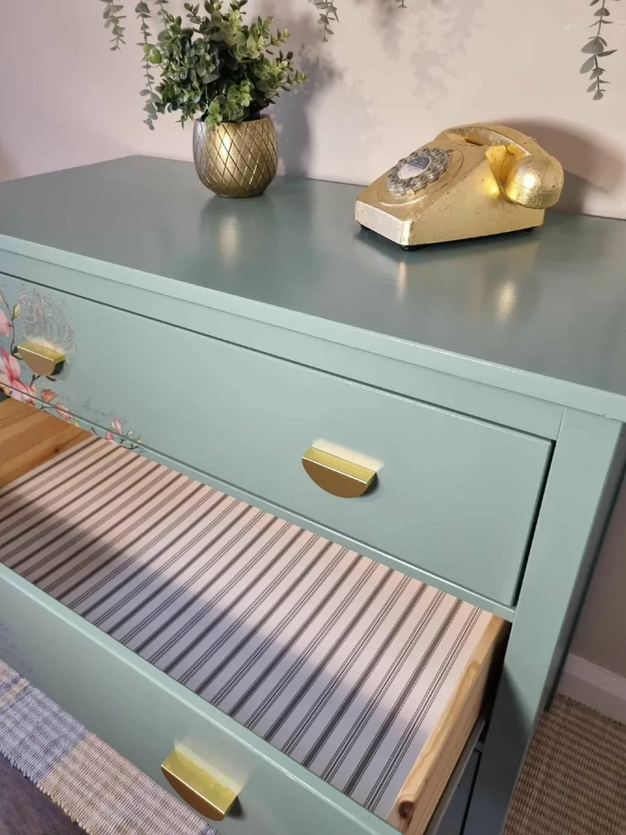 Chest of drawers - Image 4