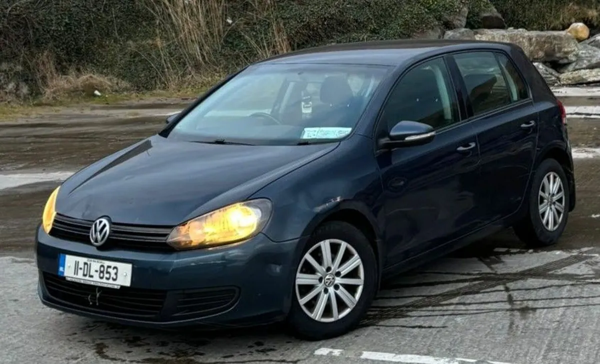 Volkswagen Golf 2011 - Image 3