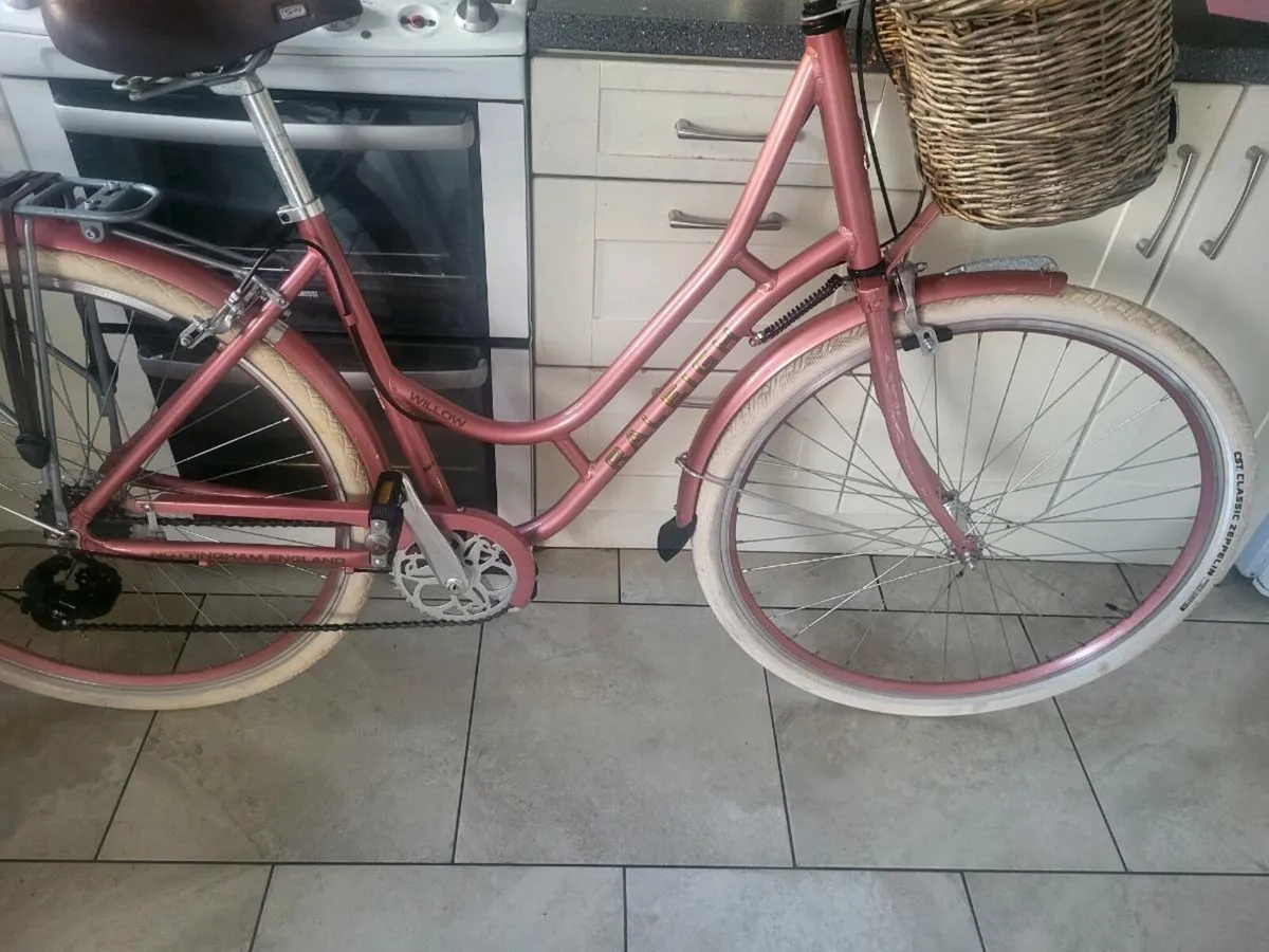 Ladies raleigh bike - Image 2