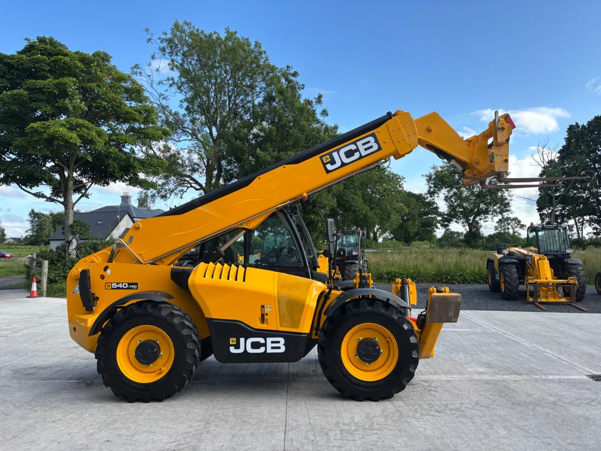 JCB 540-140   (2450 Hours) - Image 2