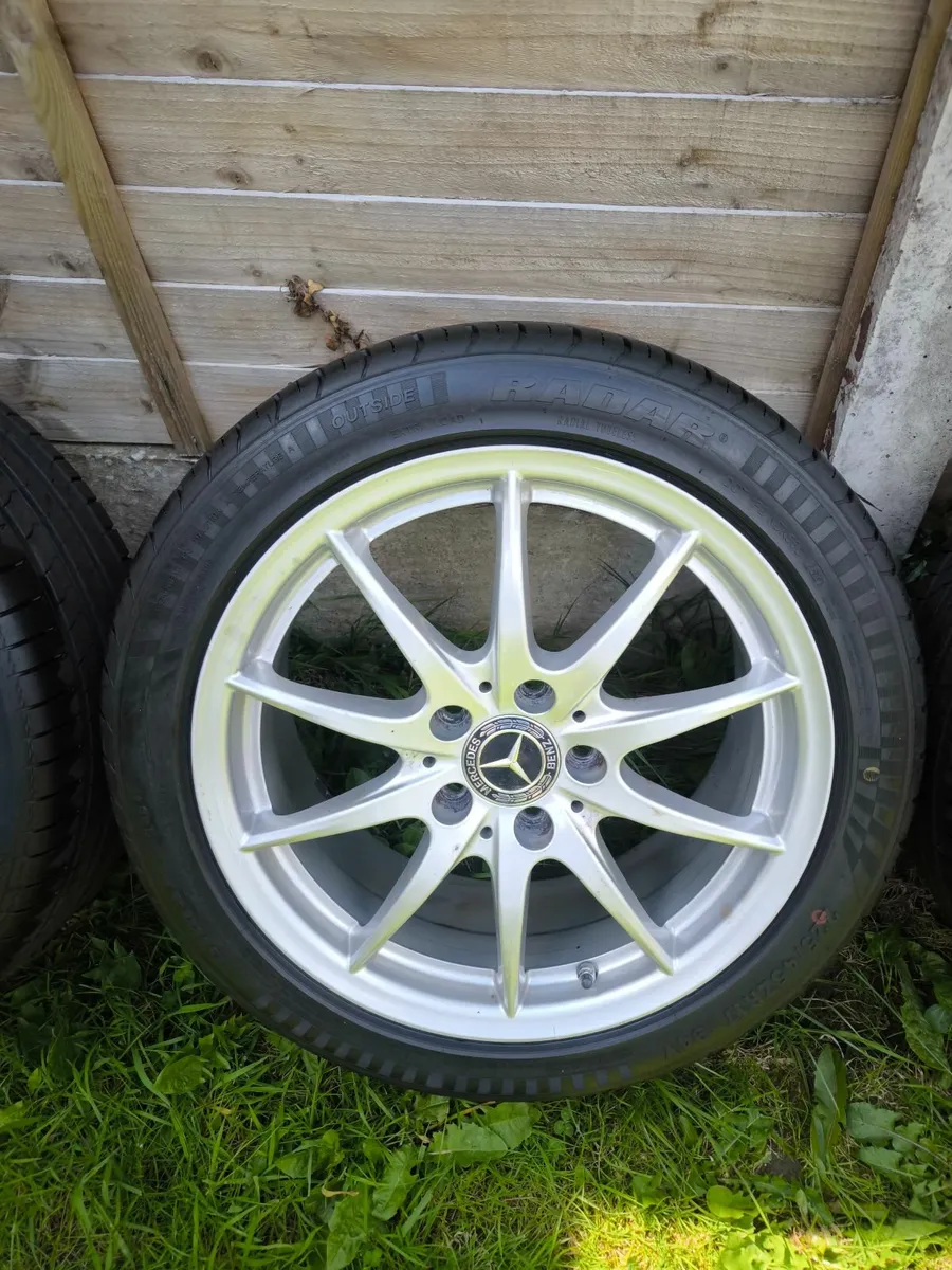 Mercedes alloys wheels C Class 225/45/17 NEW TYRES - Image 3