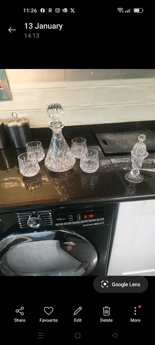 Waterford crystal decanter and 4 matching glasses - Image 1