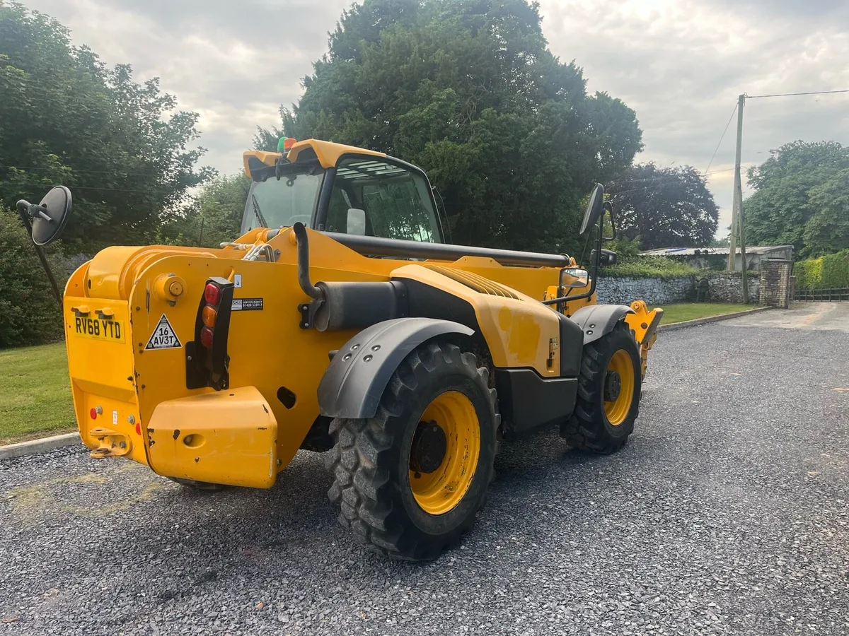 JCB - Image 3