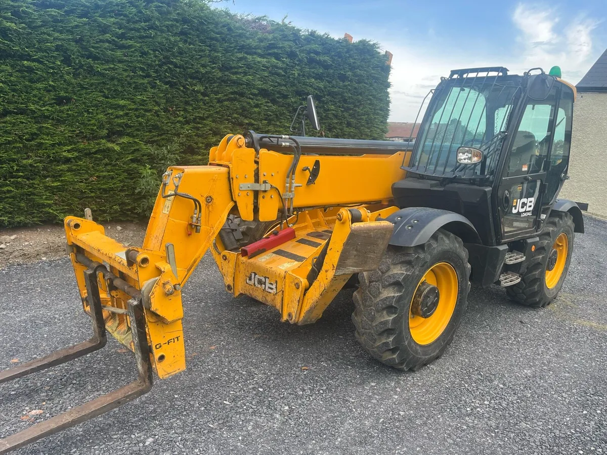 JCB - Image 4