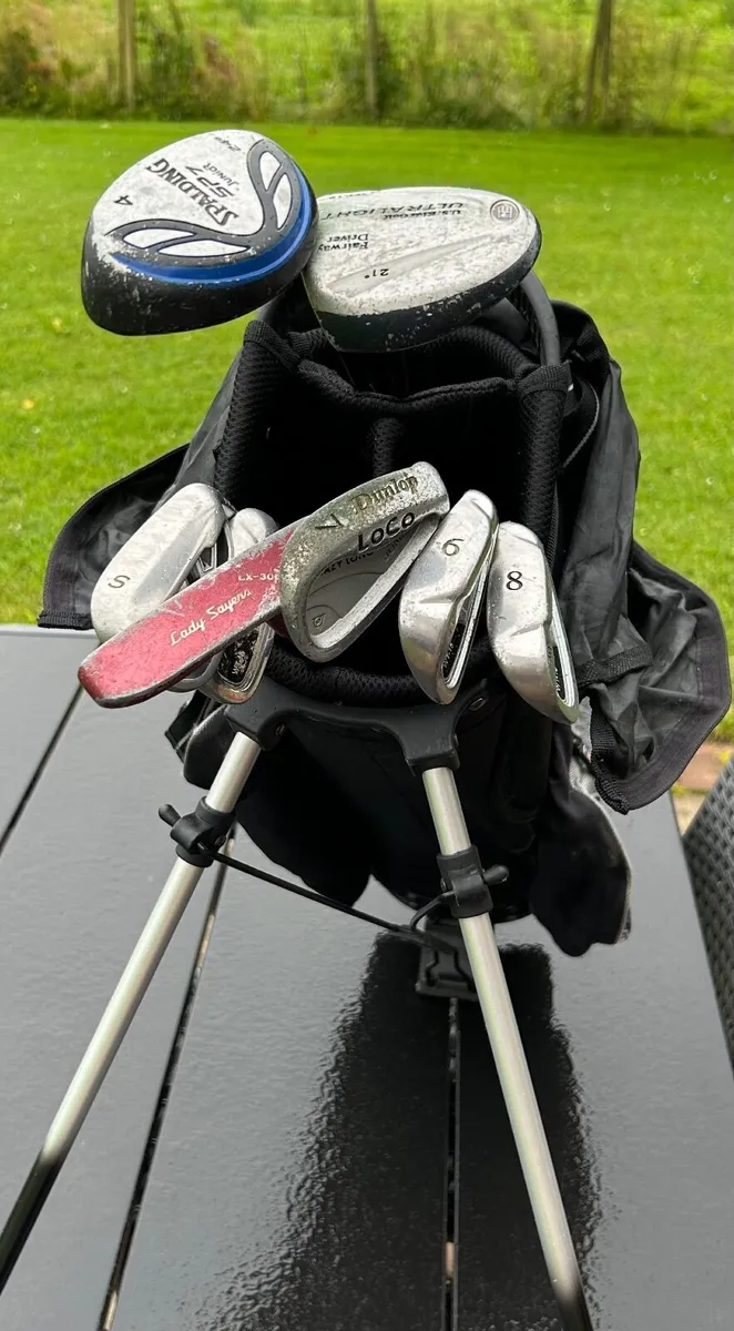 USKG kids golf club set & bag - Image 1