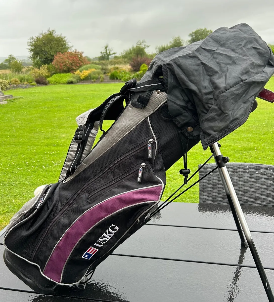 USKG kids golf club set & bag - Image 2