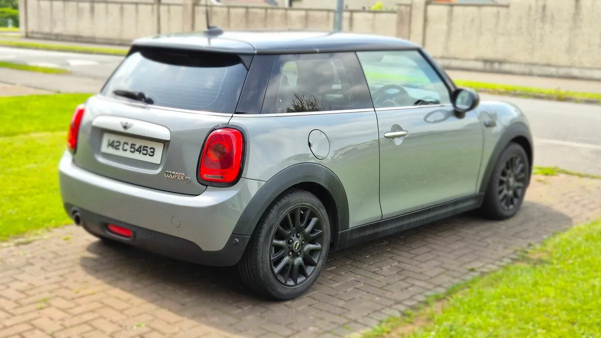 Mini Cooper 2014 - Image 1