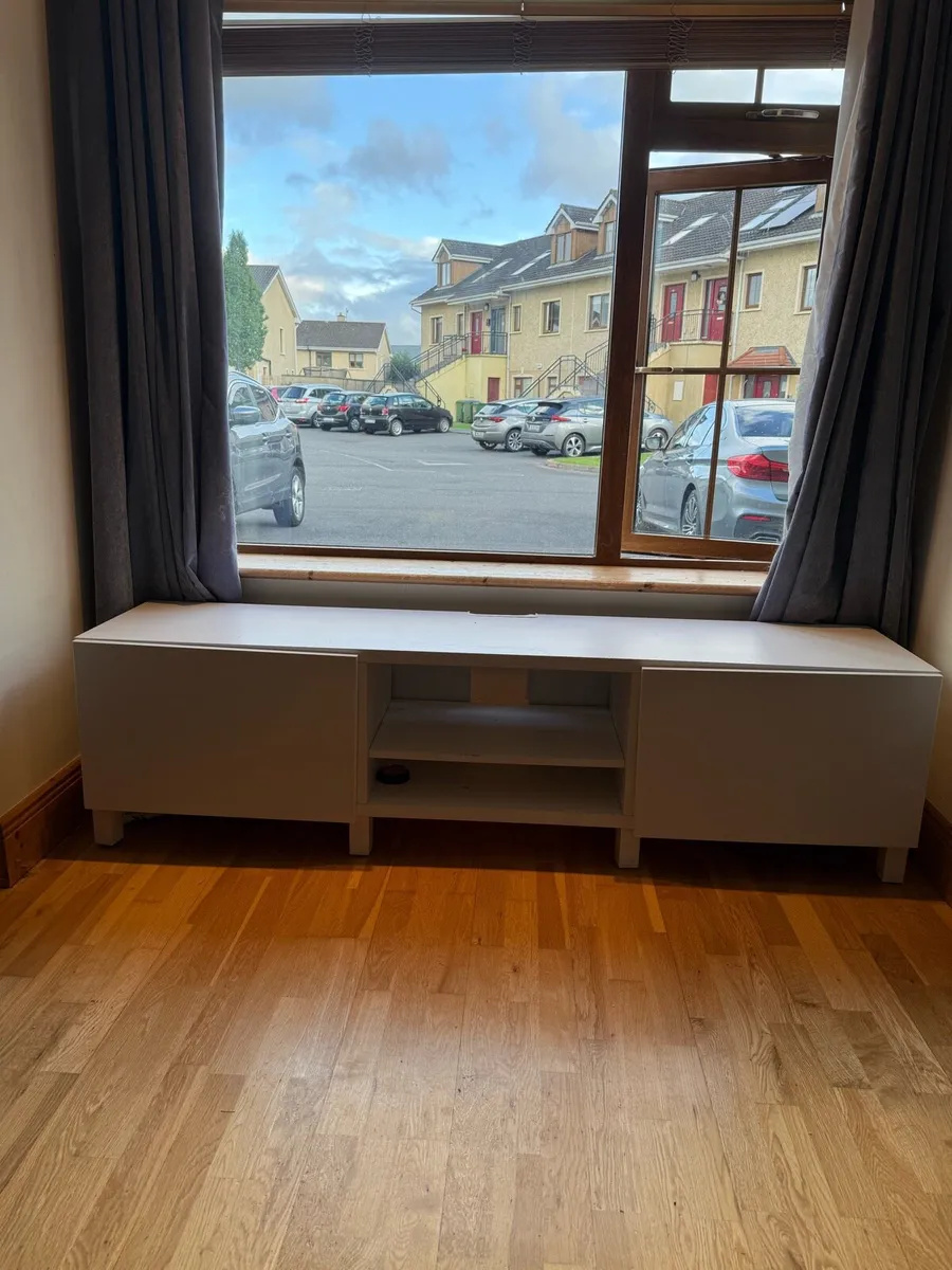 TV Unit - Image 1