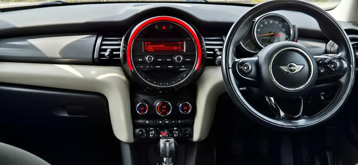 Mini Cooper 2014 - Image 1
