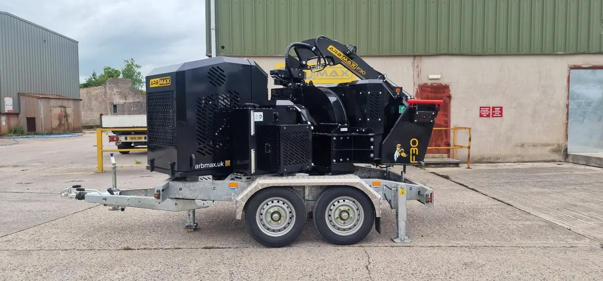 ARBMAX F30 12" Disc Chipper 134hp - Image 3