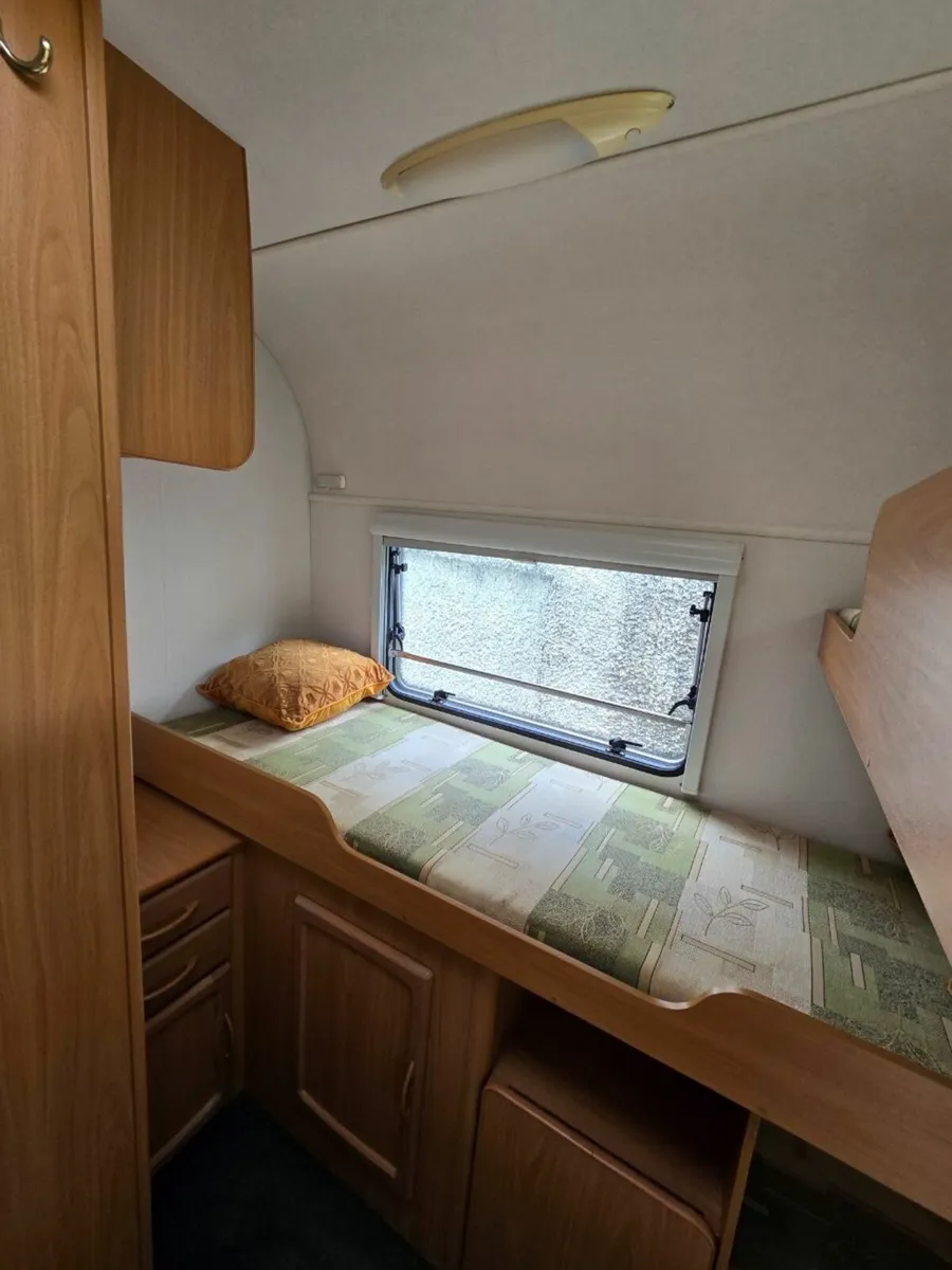 Caravans - Image 4
