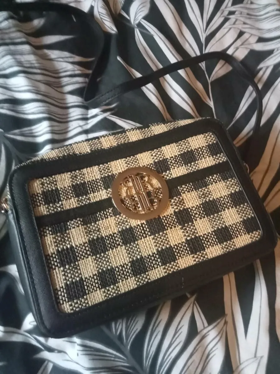 Ladies handbags - Image 4