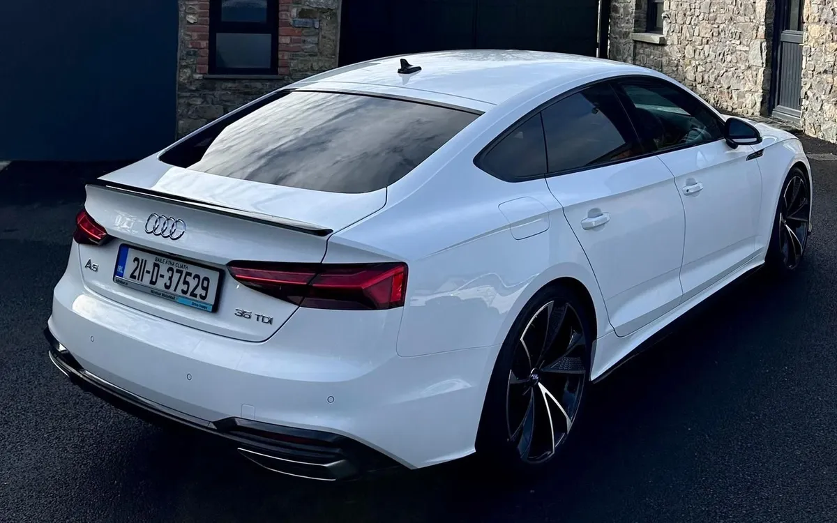 Audi A5 35 TDI S Line - Image 2
