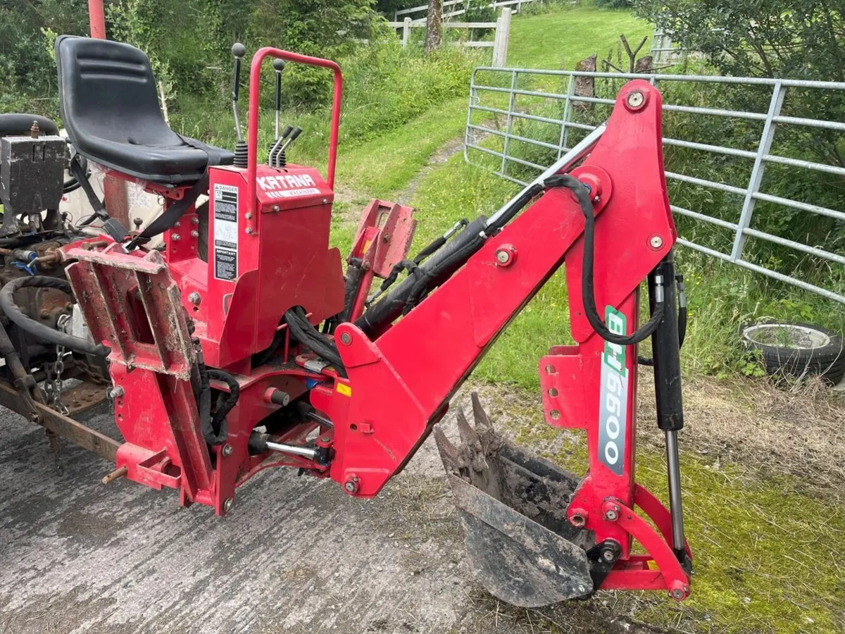 Tractor Backhoe Back Actor - Image 1