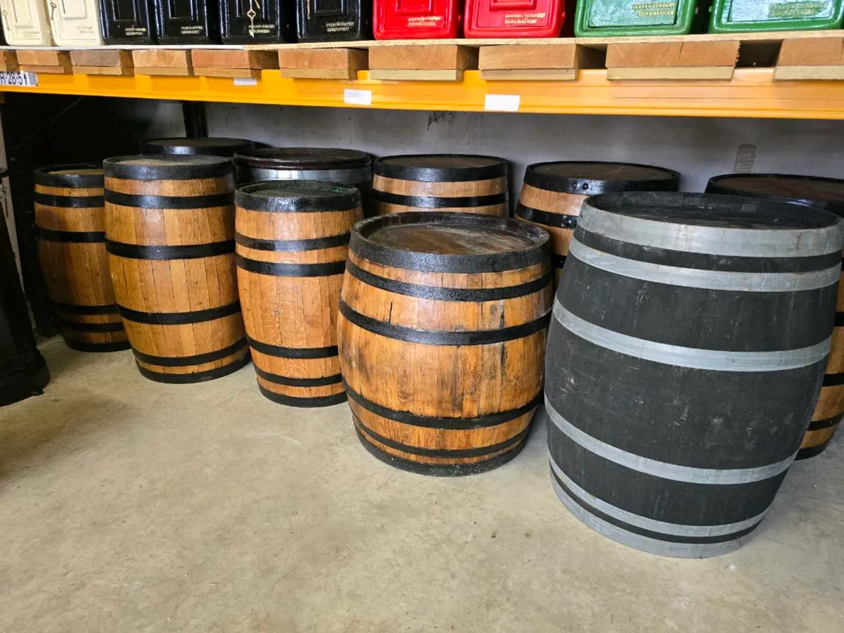 Clean oak barrels suit man cave gamesroom pub beer - Image 1