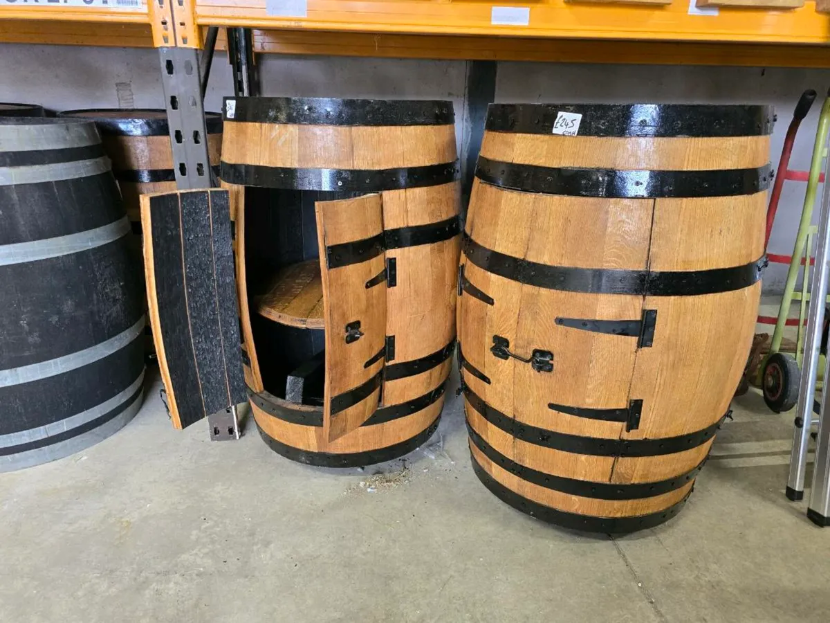 Clean oak barrels suit man cave gamesroom pub beer - Image 3