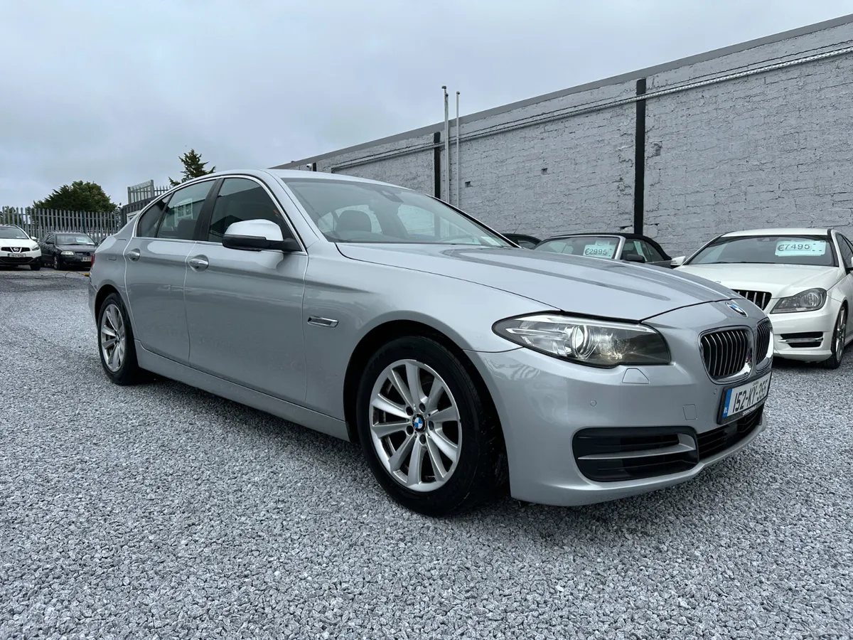 2015 (152) BMW 5-Series 520d SE Auto - Image 1