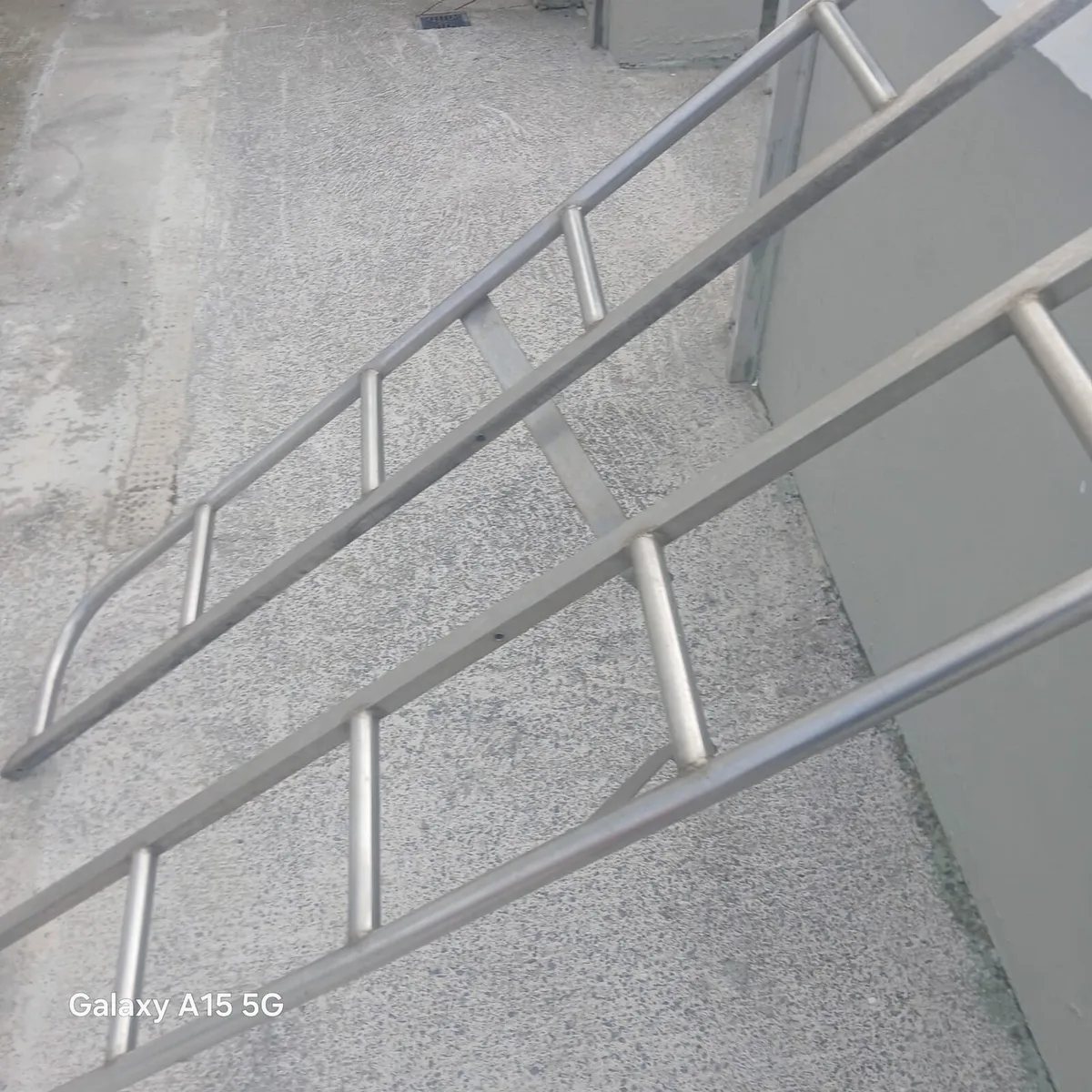 Ladder - Image 3