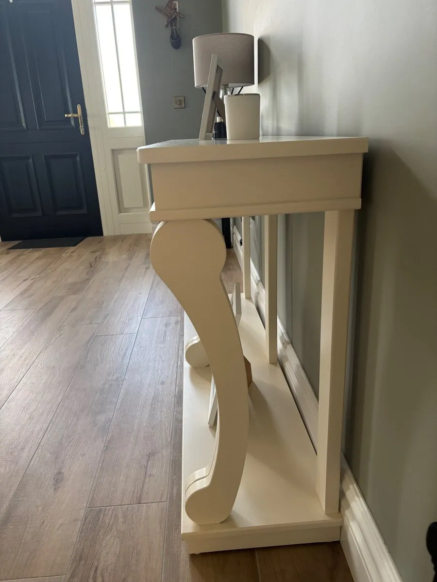 Console table - Image 2
