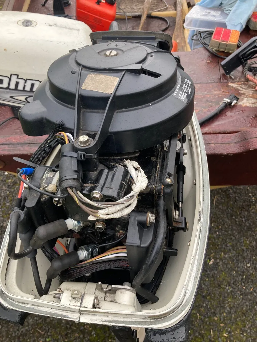 15 hp Johnson outboard motor - Image 3