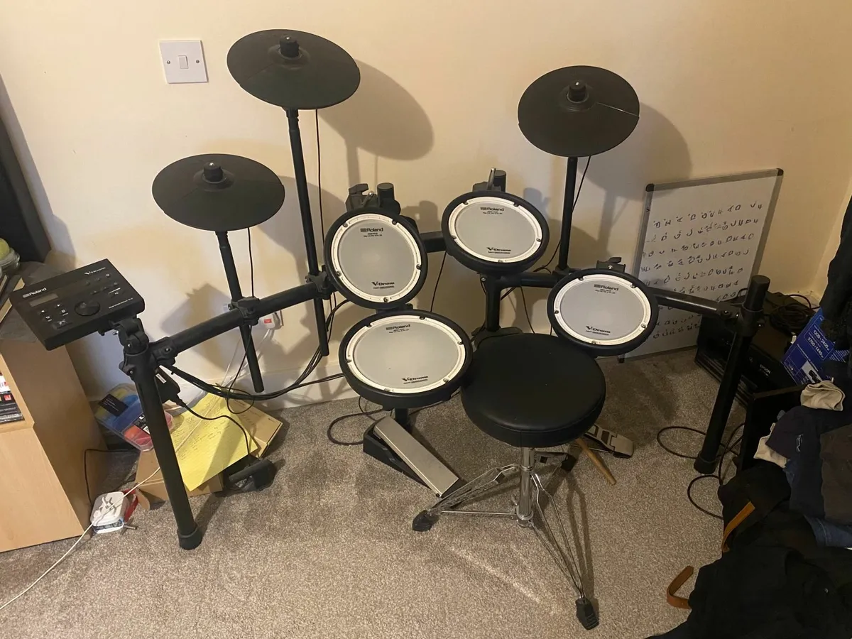Roland TD07 Electronic drum kit - Image 2