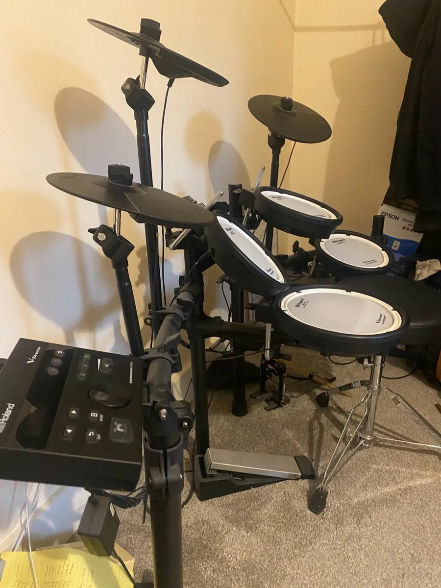 Roland TD07 Electronic drum kit - Image 4