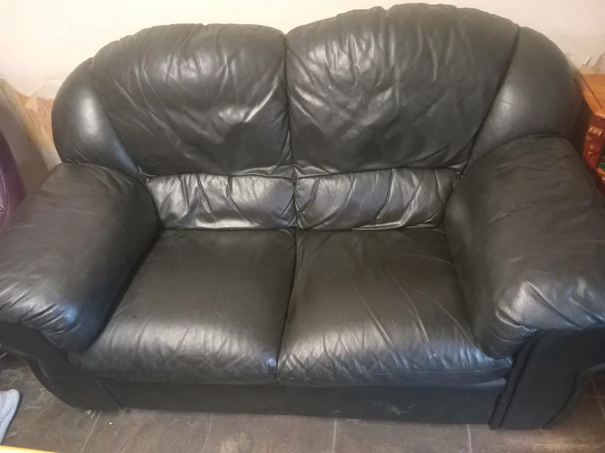 2 seater leather couch