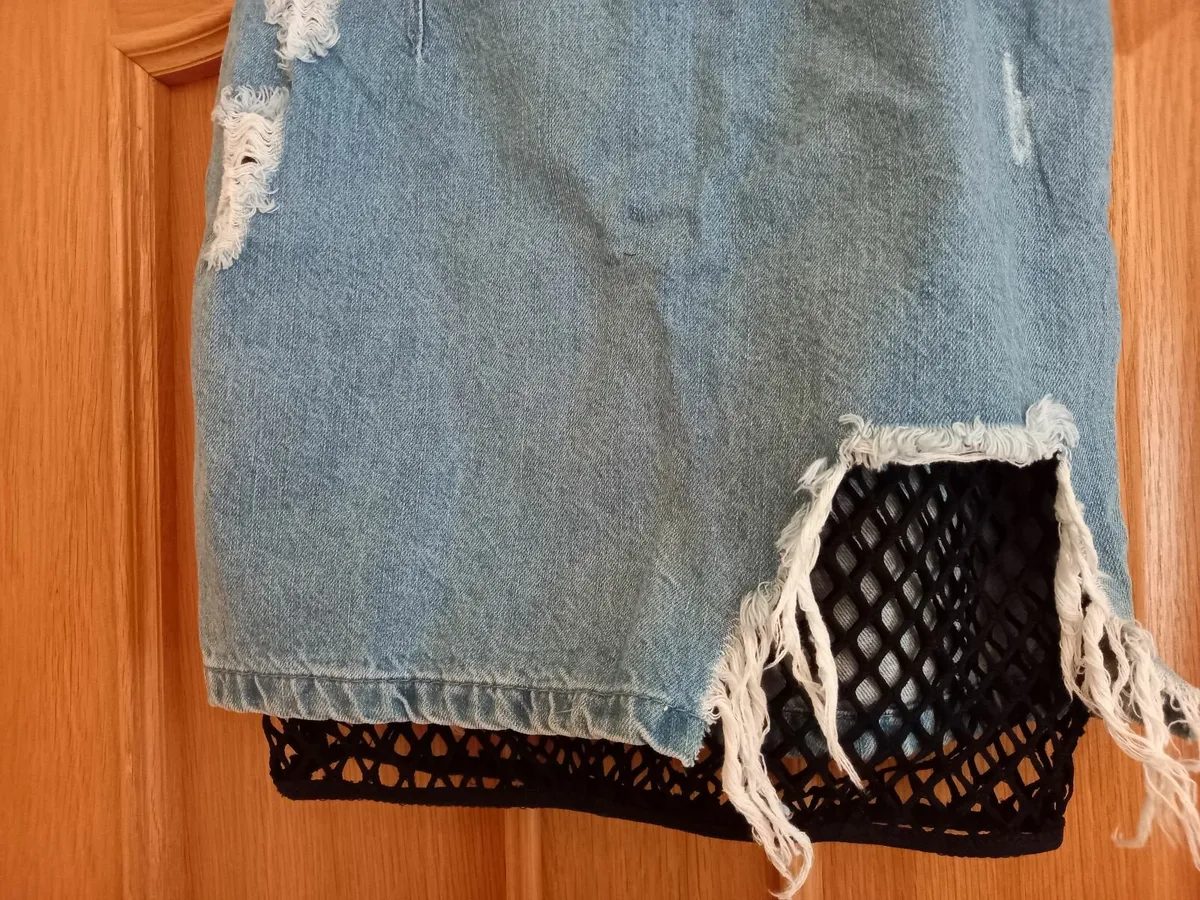 New-Misguided  Denim Skirt - Image 4