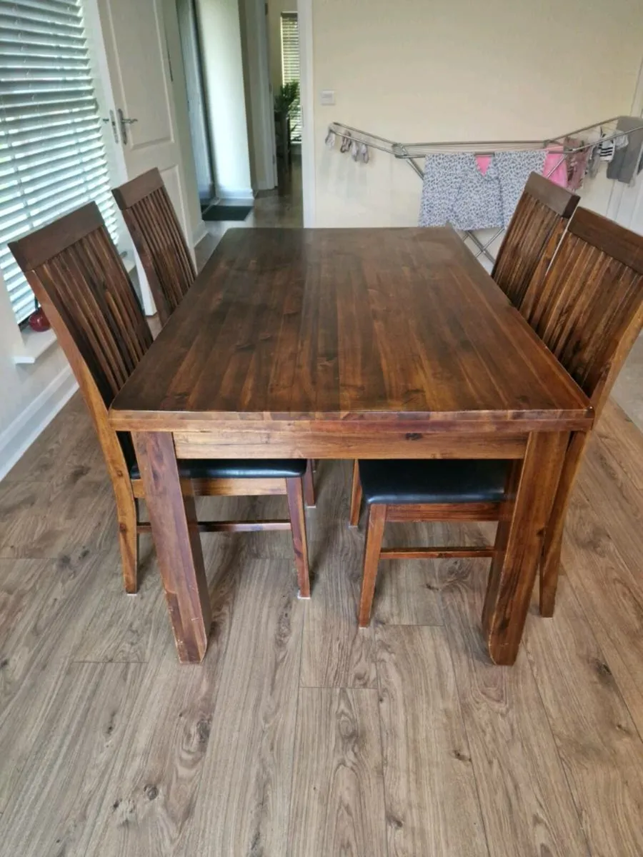 Dining Table with 4 Chairs - Image 1