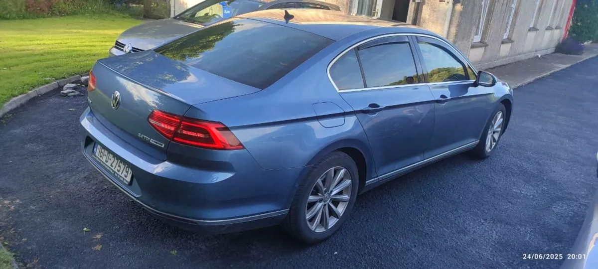 VW Passat - Image 2