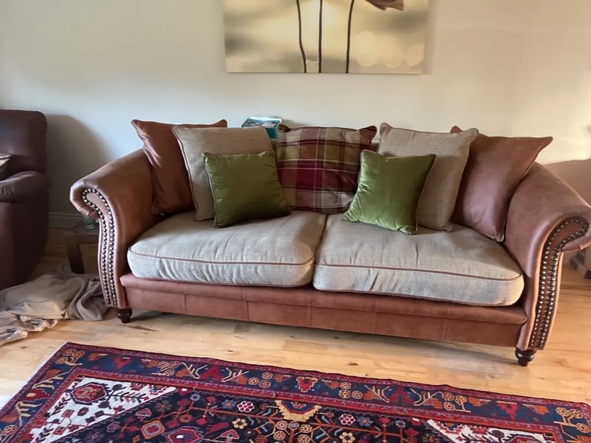 3 seater sofa excellent condition two years old cushions included