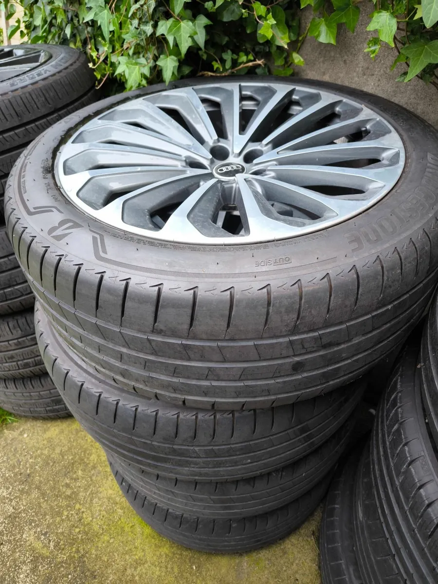 Audi Genuine E TRON wheels 265/45/21 good tyres!!! - Image 1