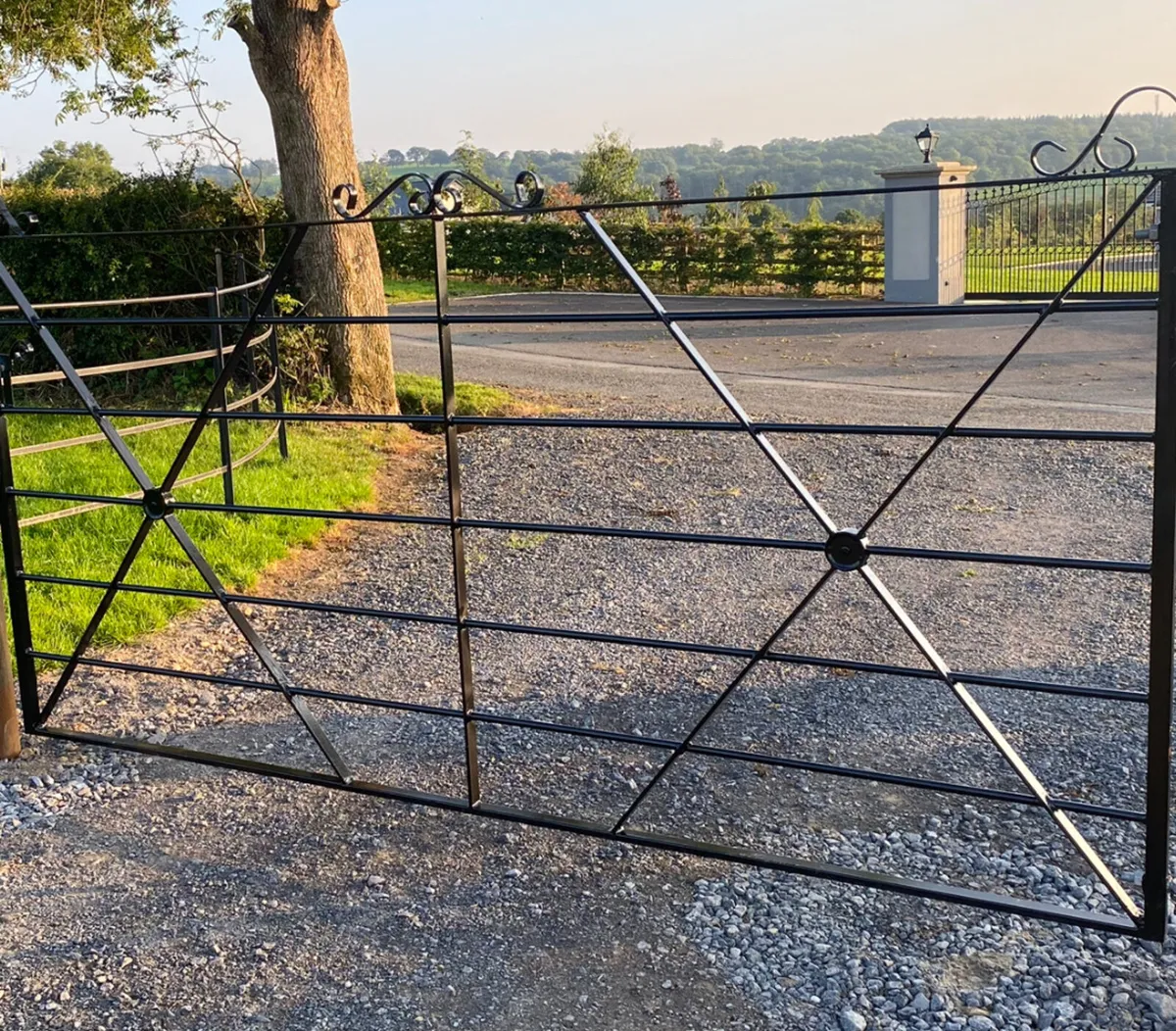 Gates and railing. - Image 2