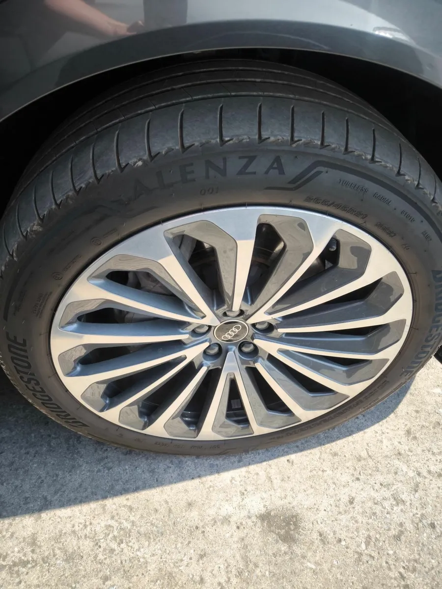 Audi Genuine E TRON wheels 265/45/21 good tyres!!! - Image 3