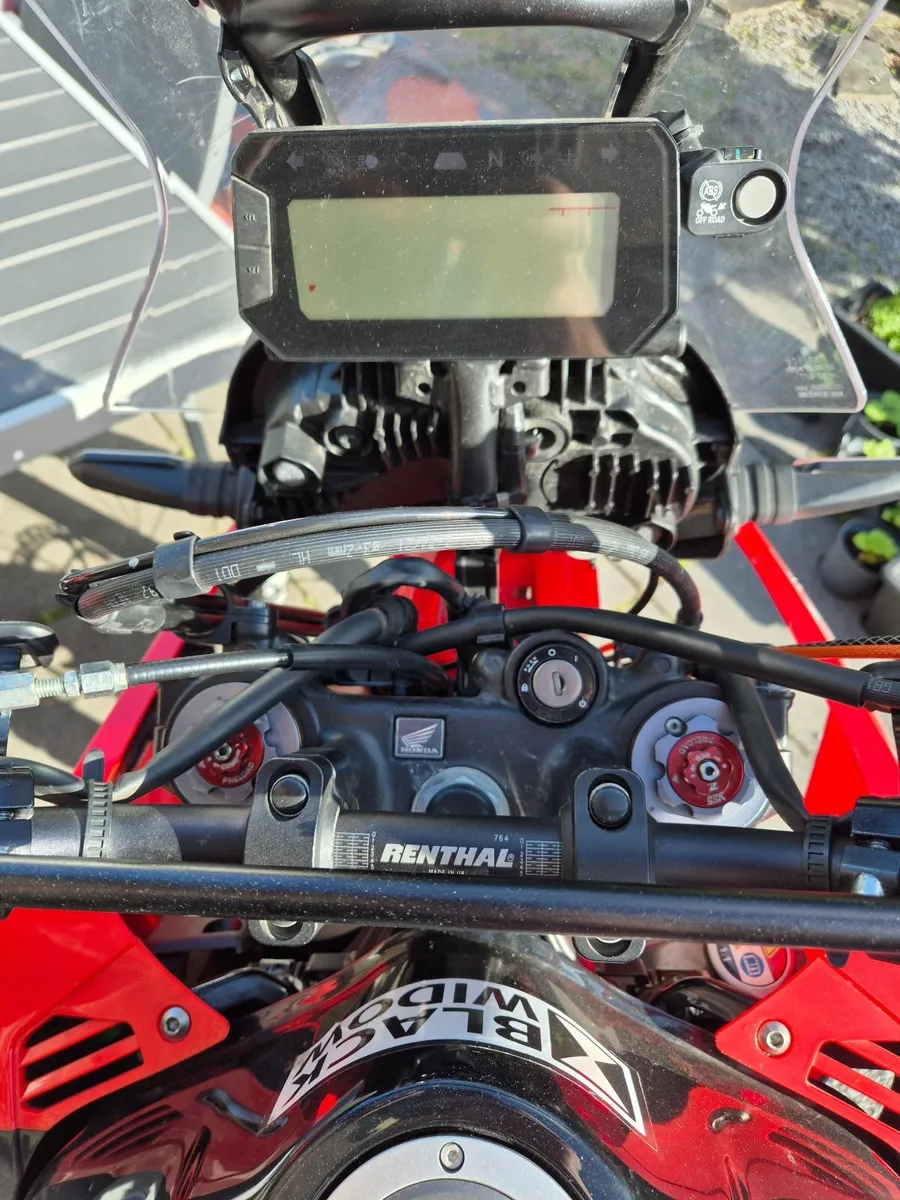 Honda CRF 300 Rally - Image 2