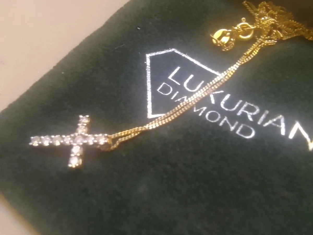 LAB DIAMOND CROSS PENDANT 0.50ct STG SILVER & GOLD - Image 3